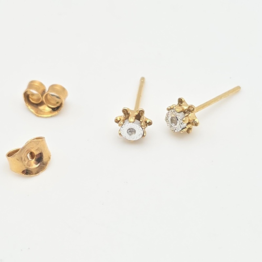 Vintage Diamond Stud Earrings 10k Yellow Gold Diamond Cut Setting 10k Gold Backs - Picture 7 of 11